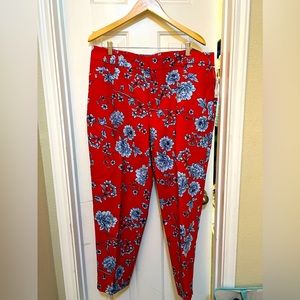 NWT Roz & Ali Dressbarn Women’s Red Blue Floral Ankle Pants Size 16W